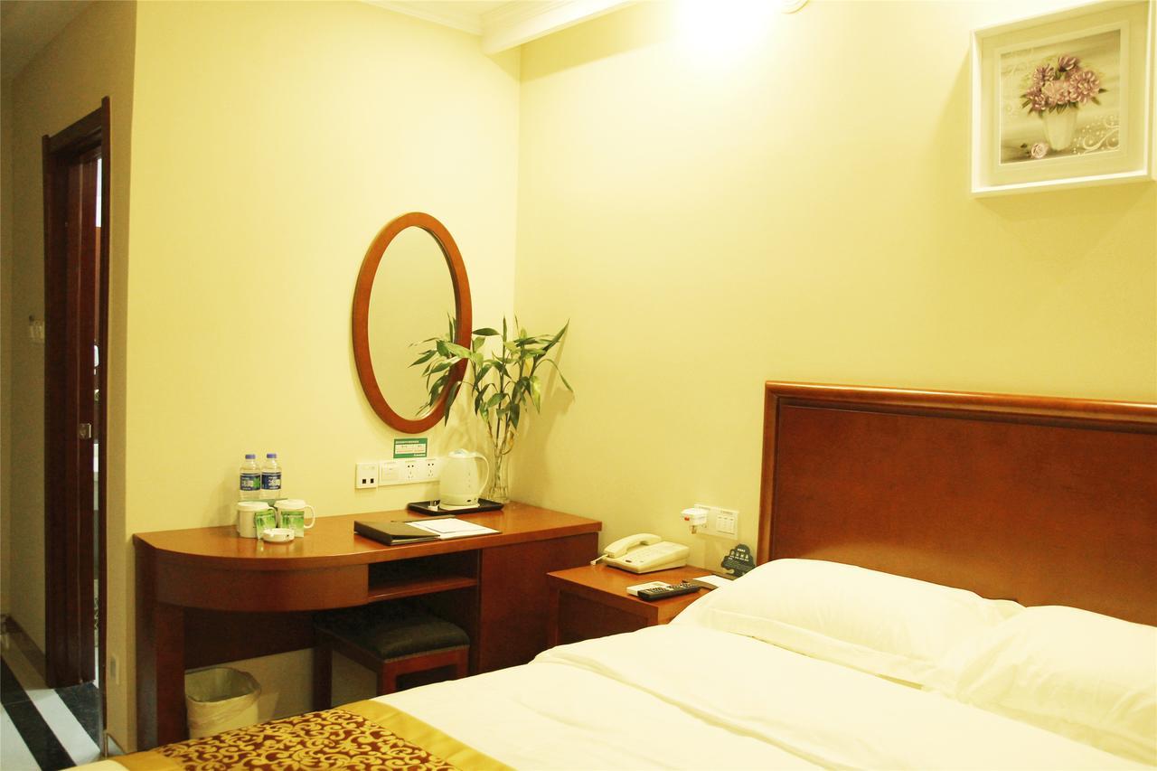 Greentree Inn Henan Qinyang Middle Huaifu Road Express Hotel Extérieur photo